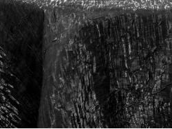 Iridescent Crush Black